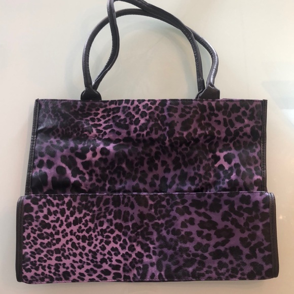 Neiman Marcus purple leopard tote with pockets NEW - Picture 2 of 7
